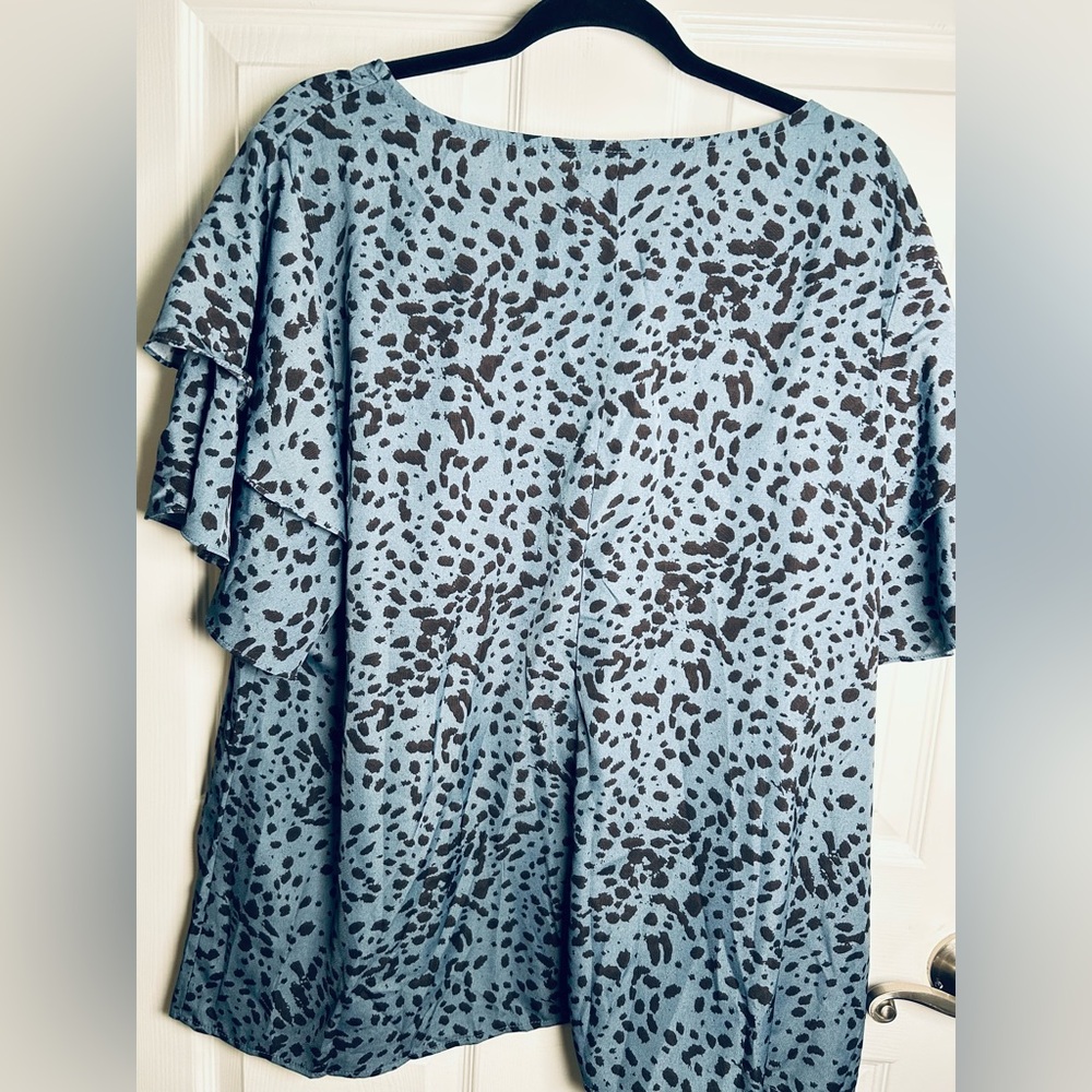 BloomChic Blue and Black Dotted Ruffle Sleeve Blouse - Picture 7 of 11